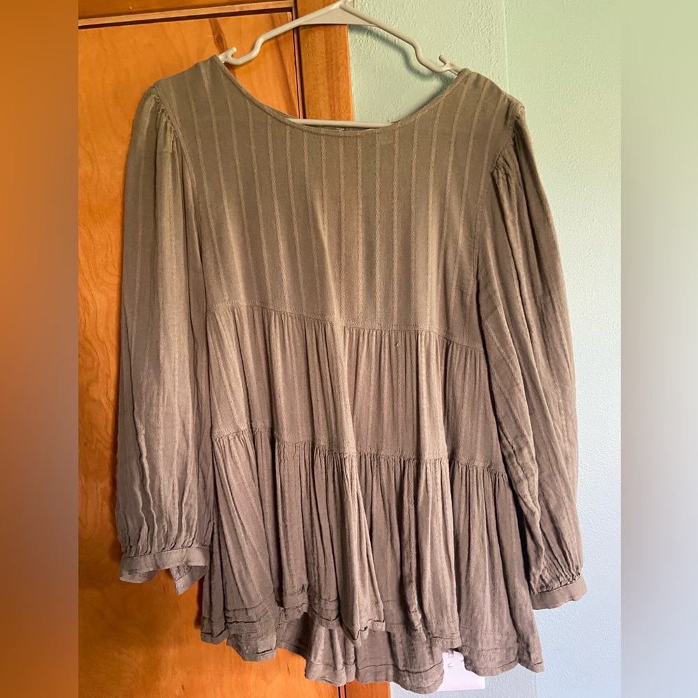American Eagle Outfitters Olive Green Top